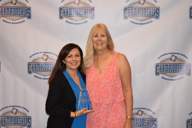 (L-R) CCCWBCA Hall of Fame inductee Lisa Moya is joined by Karen Welliver