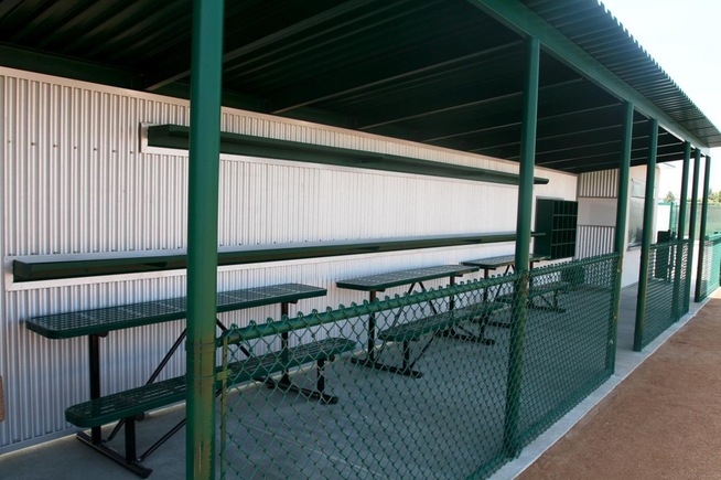 Softball dropped 4-2 decision to Palomar