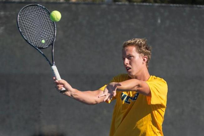 Former tennis state champion Nathan Eshmade to turn pro