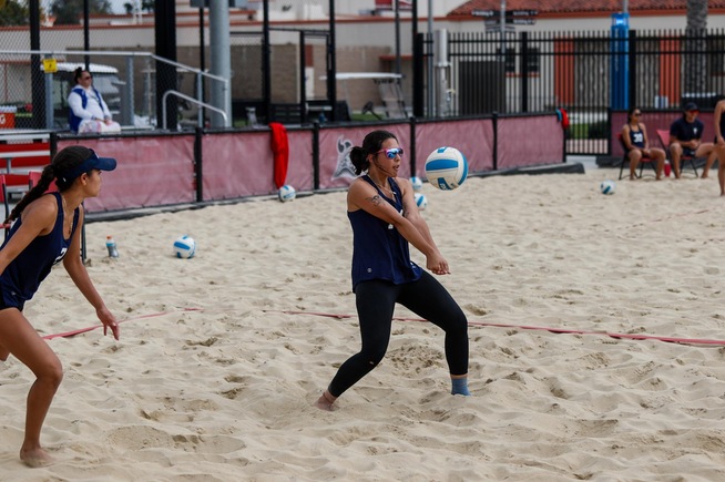File Photo: (L-R) Jasmine Soto-Castro and Brisa Cortez won both of their matches on the day.