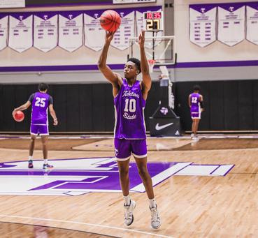 Jahlen Jack works out with Tarleton State