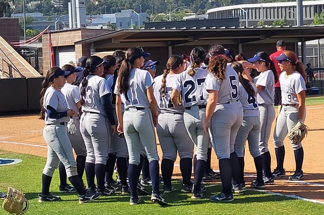 Falcons celebrate after upset win over Sierra College