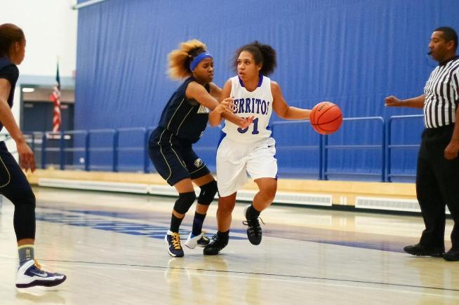 Nia Lateju, with 23 points and 15 rebounds, led the Falcons over LA Harbor