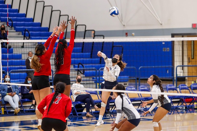 Ava Villaflores turned in six kills for the Falcons